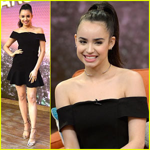 bernadette jung recommends Sofia Carson In A Bikini