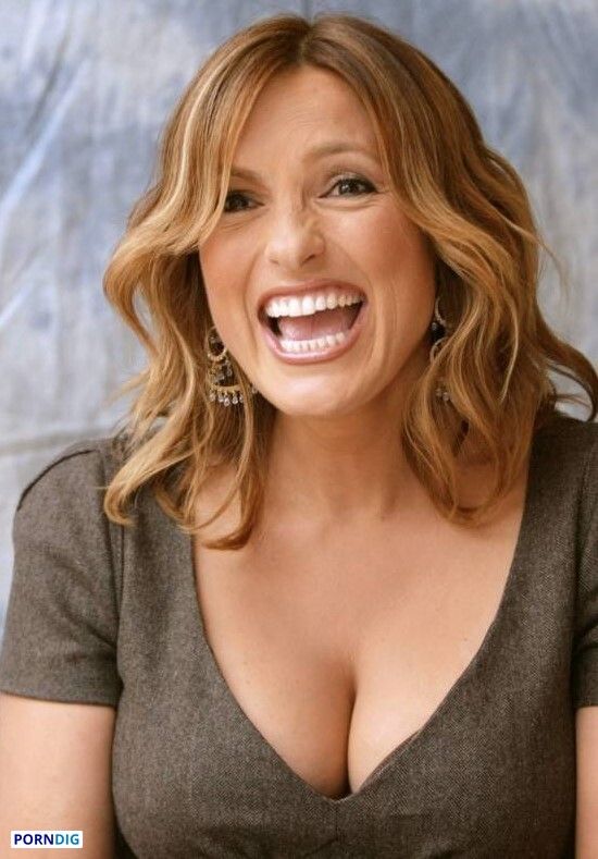 denise rutter share mariska hargitay nude photos