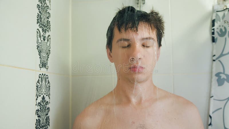 colleen howe recommends male shower porn pic