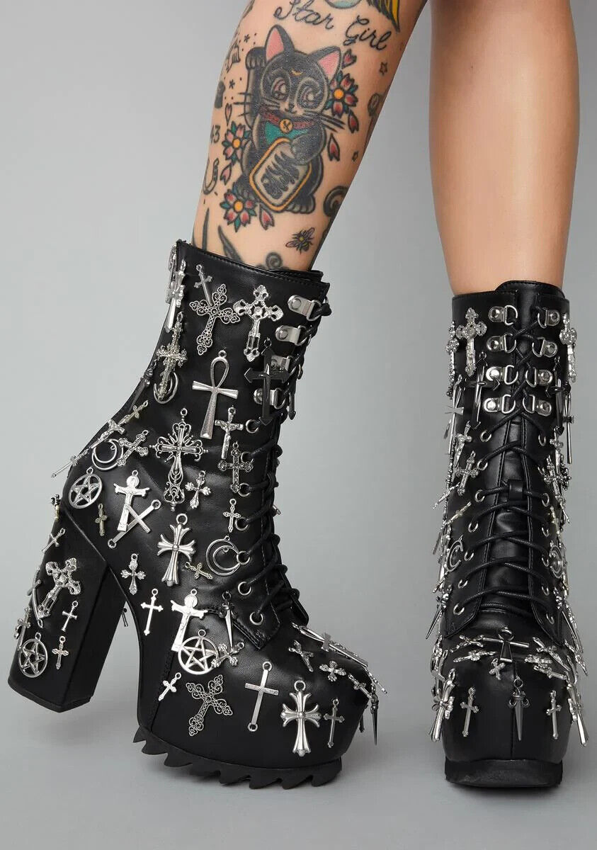 chandra swift add photo gothic foot worship