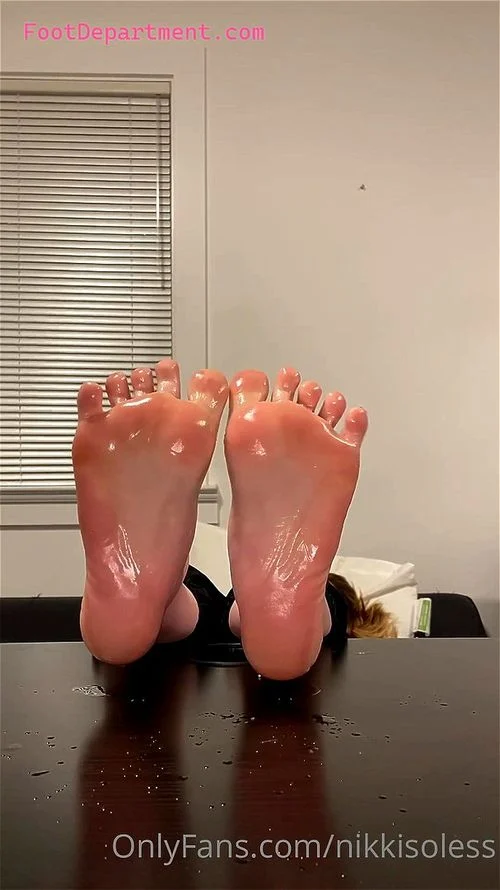 brett mackereth recommends cosplay feet porn pic