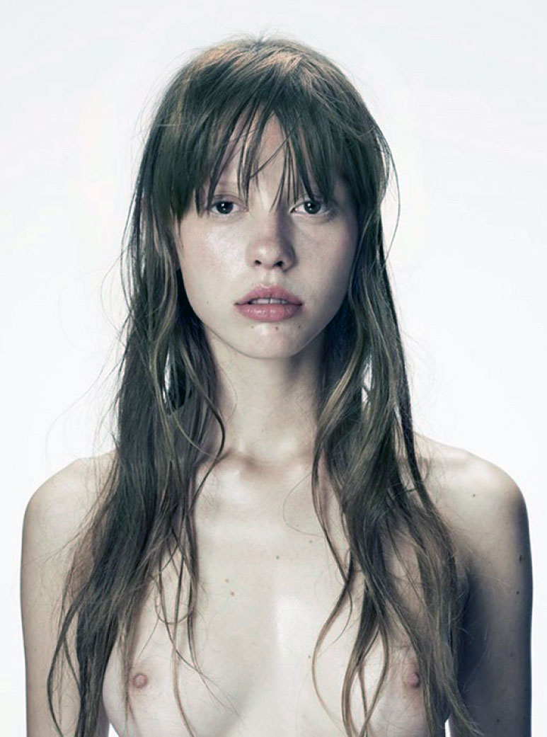 mia goth nude scenes