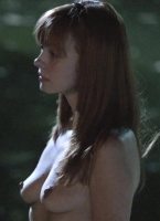 alice zulu recommends galadriel stineman naked pic