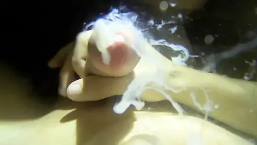 carol thorn recommends underwater cumming pic