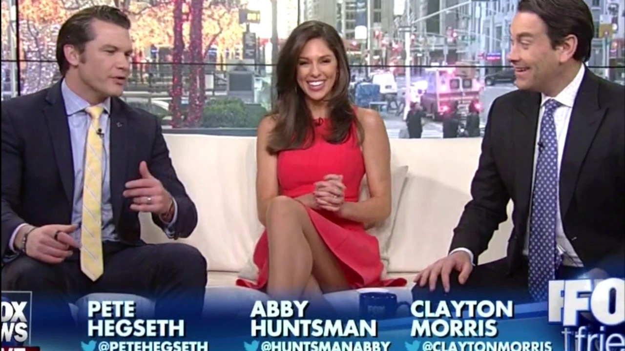 adam glidewell recommends fox news upskirts pic