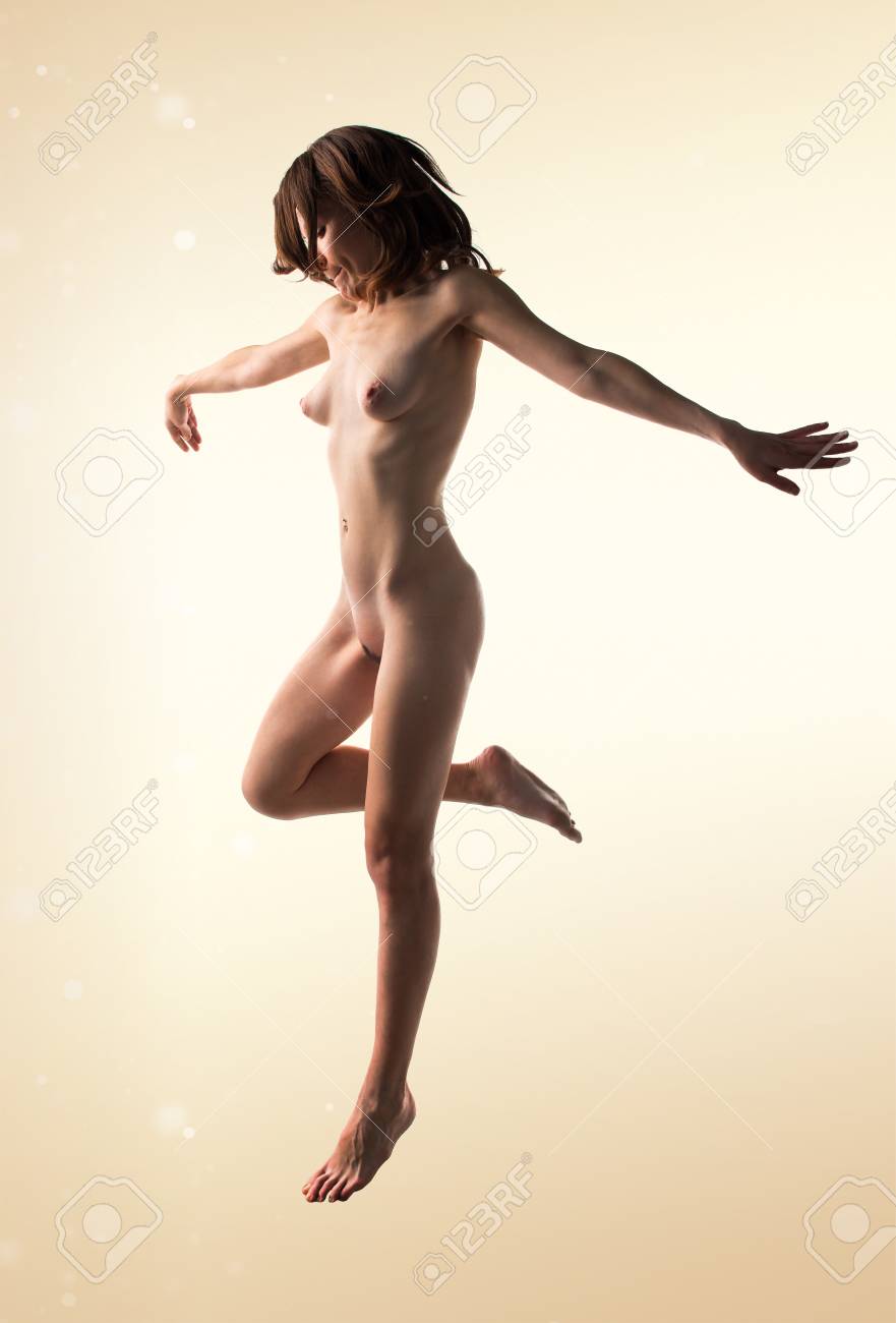 nude jumping