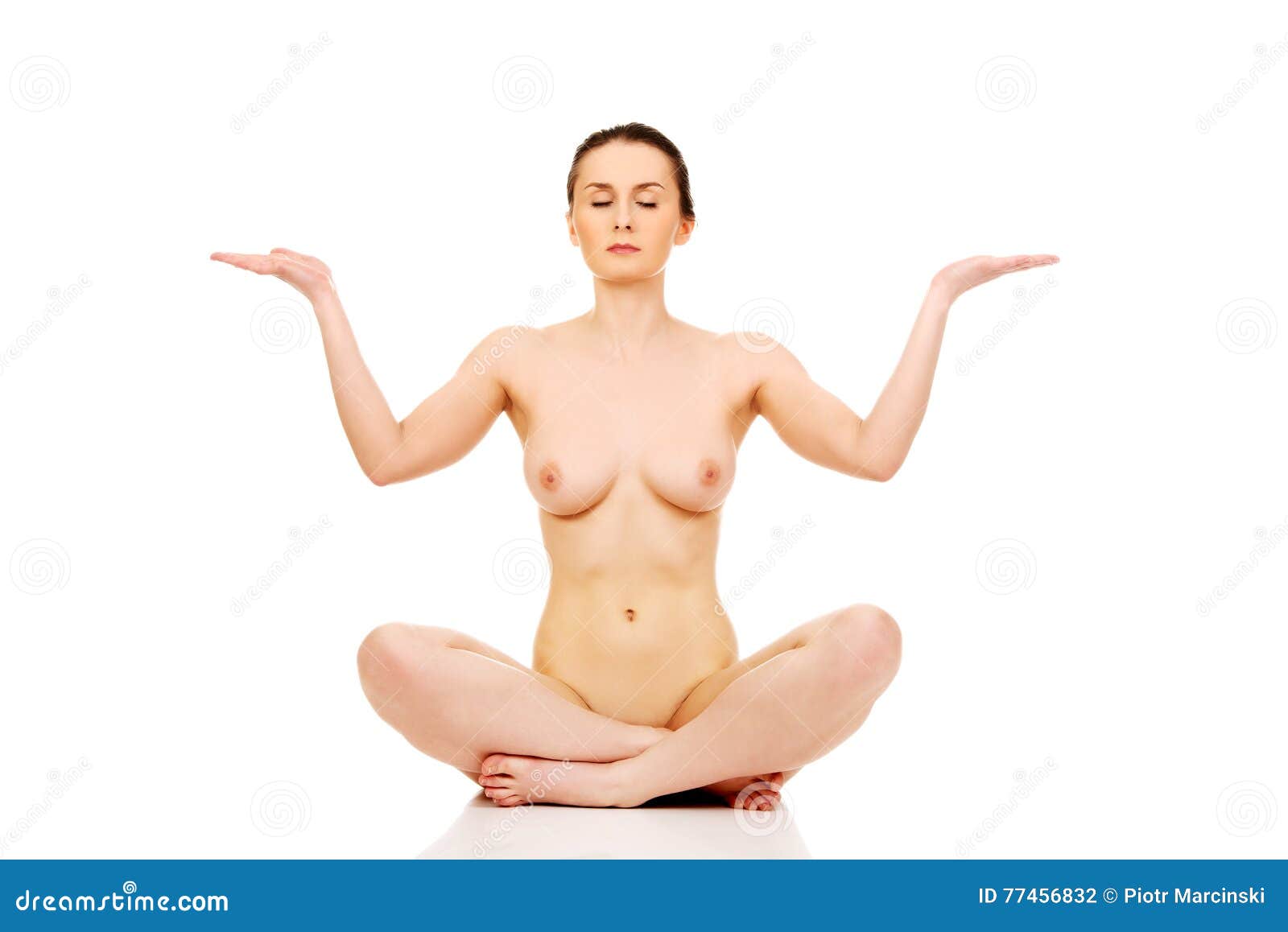 amanuel terefe recommends Nude Yoga Moves