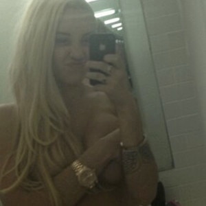 dafi tal add amanda bynes sextape photo