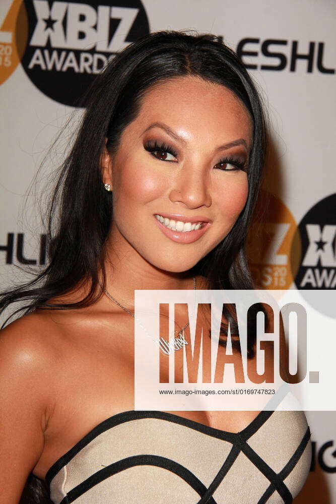 andrew soulier recommends asa akira live pic