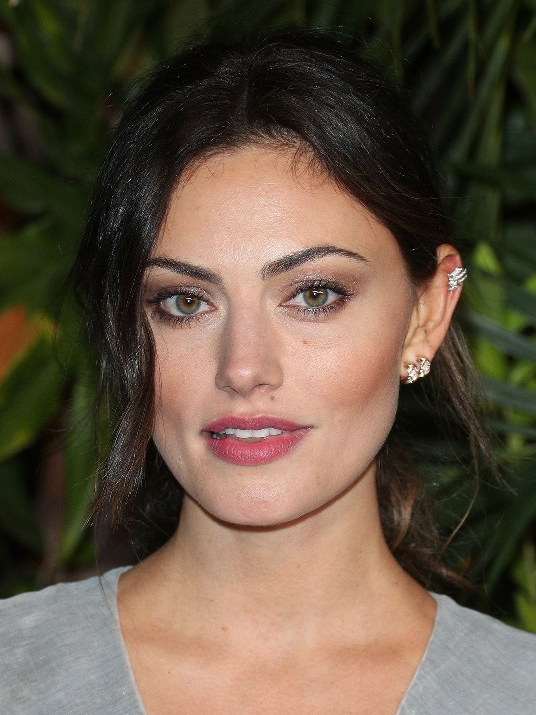 baim gondrong add photo phoebe tonkin hot