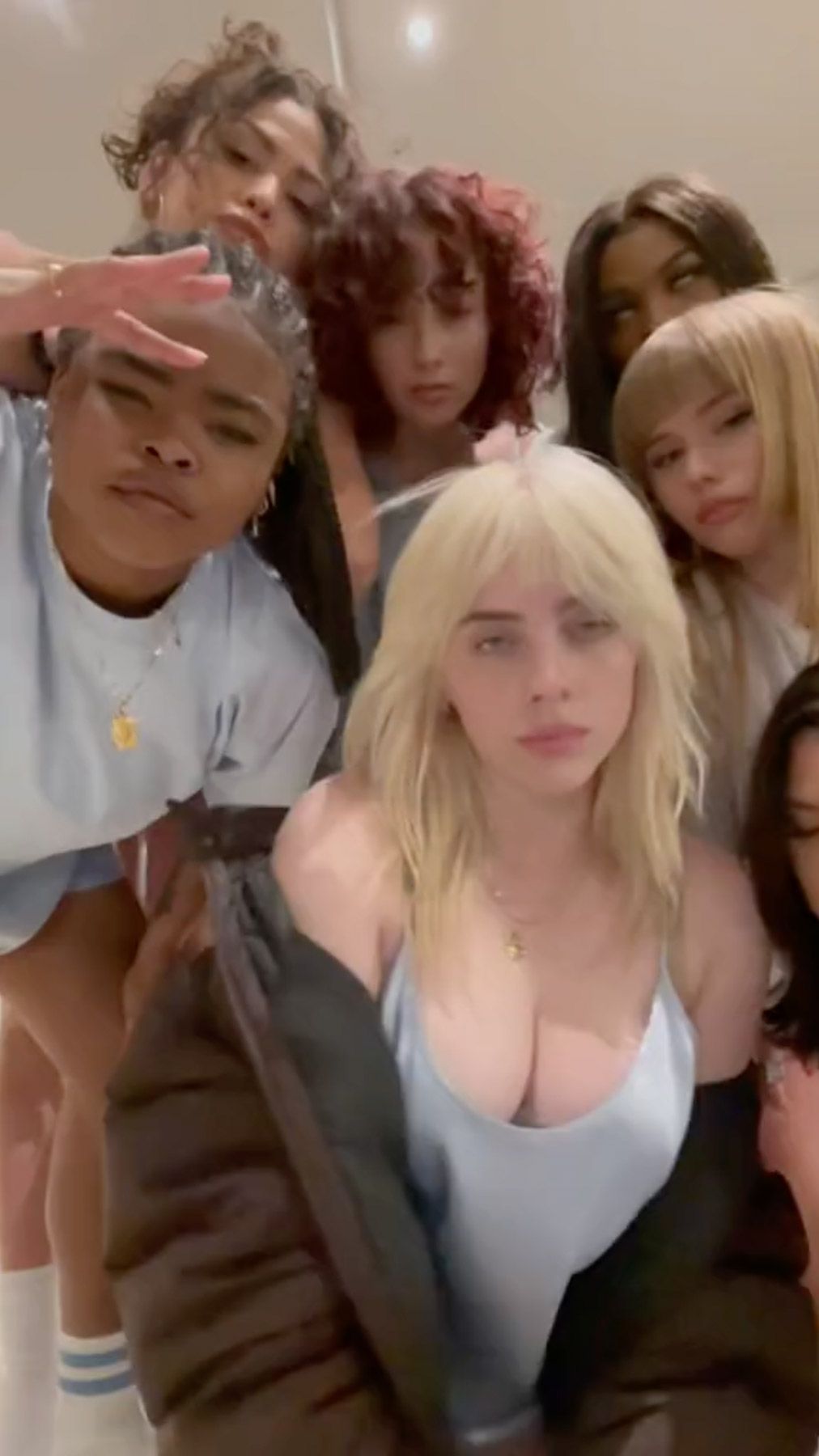 dennis tiamzon recommends billie eilish huge titties pic