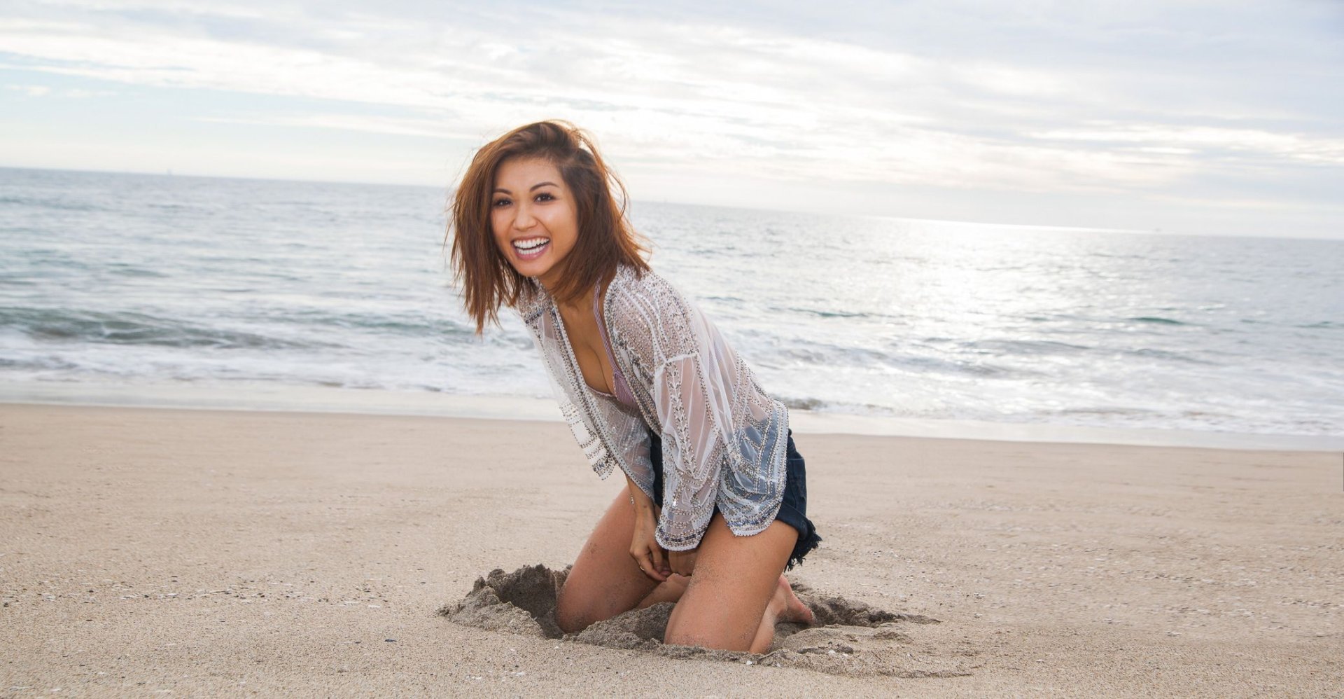 dianna king share brenda song butt photos