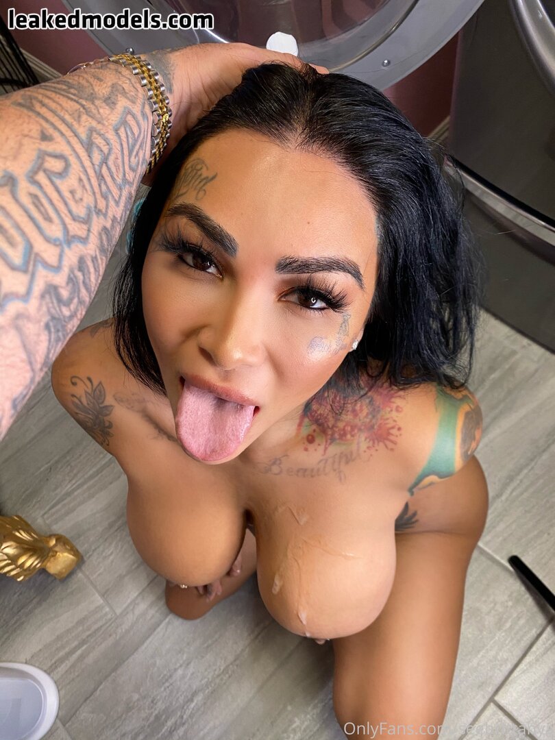 clint wills recommends Seebrittanya Onlyfans Leaks