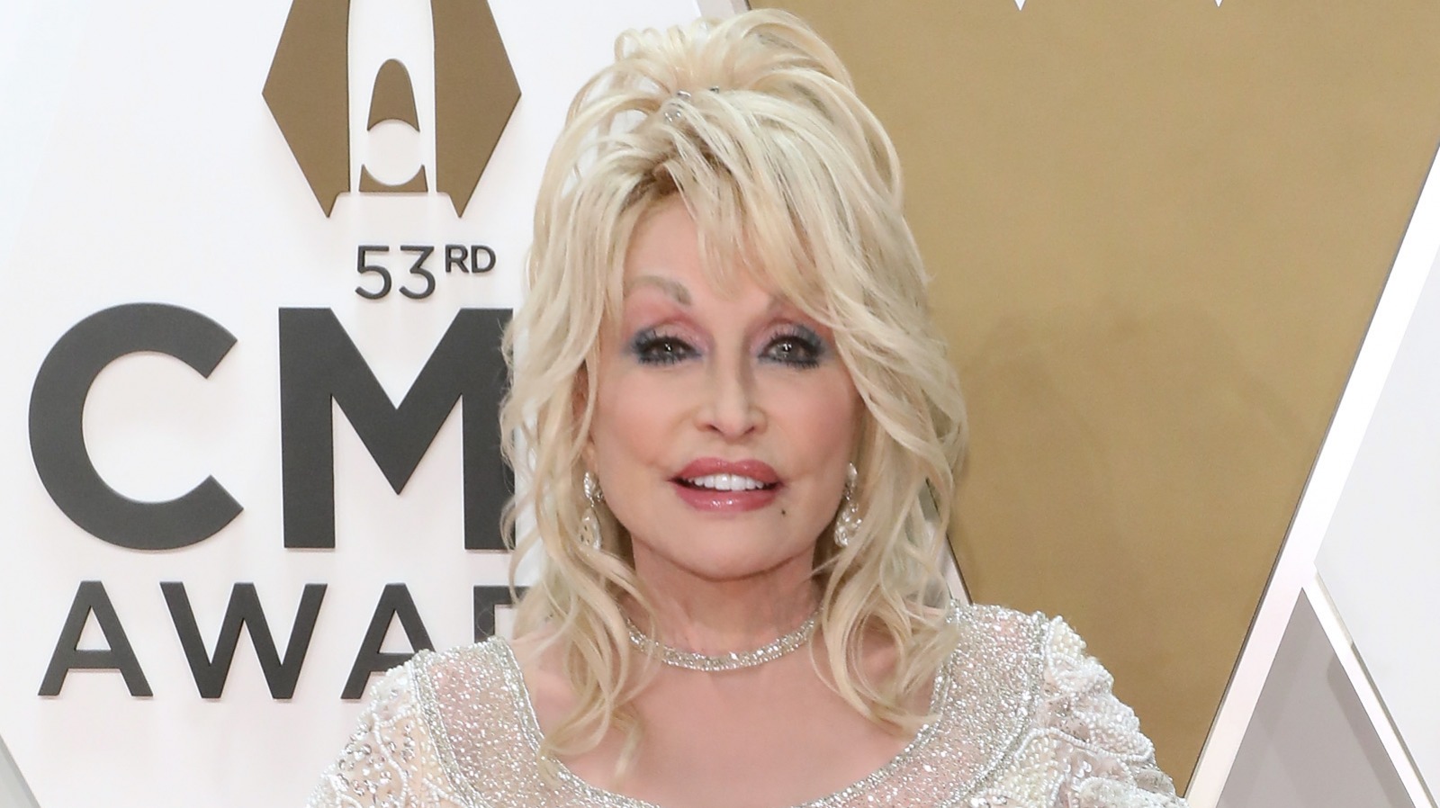 adan acevedo recommends did dolly parton ever pose nude pic