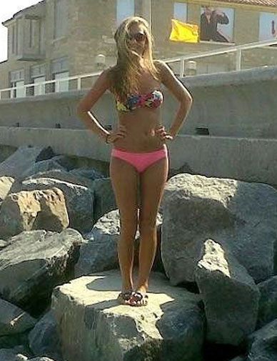 allan pedregosa add photo emily osment bikini