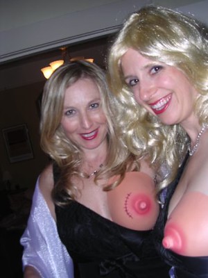 davila recommends tara reid nip slip pic