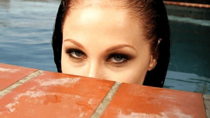 dave peppard recommends gianna michaels flash pic