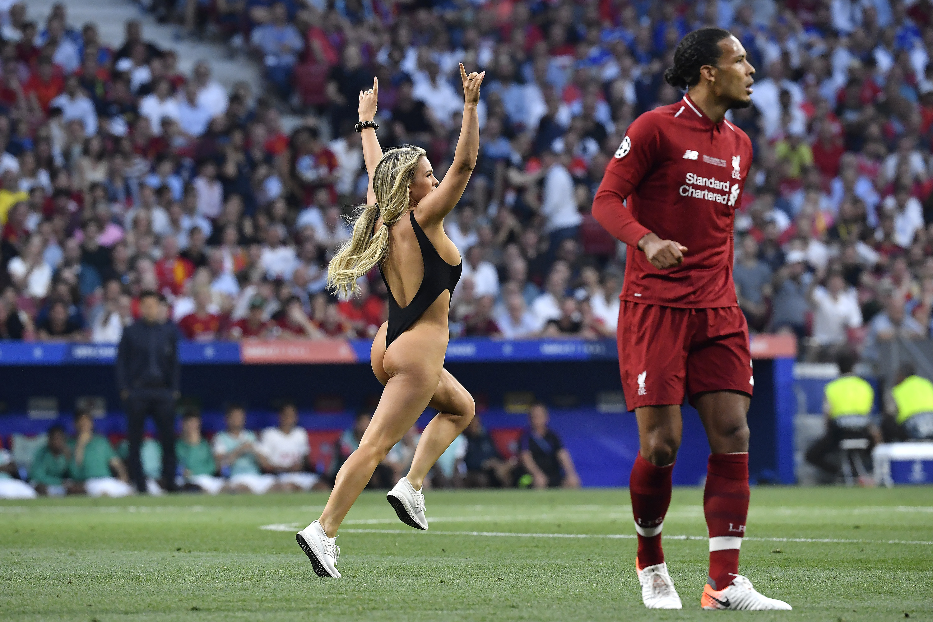 bethany best add hottest streaker photo