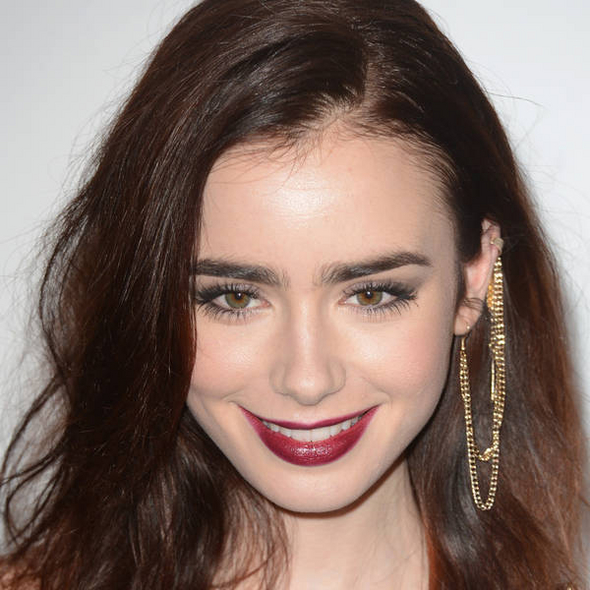 diogo barata recommends Lily Collins Sexy