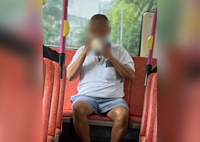 doug mcowen share masturbating in public bus photos