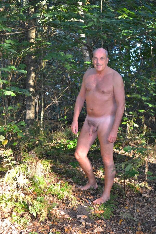 carlo medenilla recommends mature nude guys pic