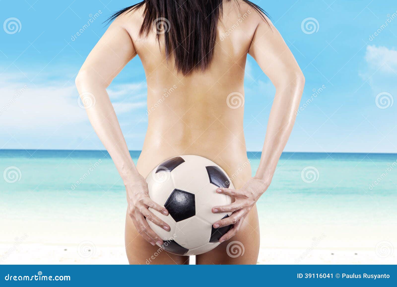 amanda mendonca recommends naked female footballers pic