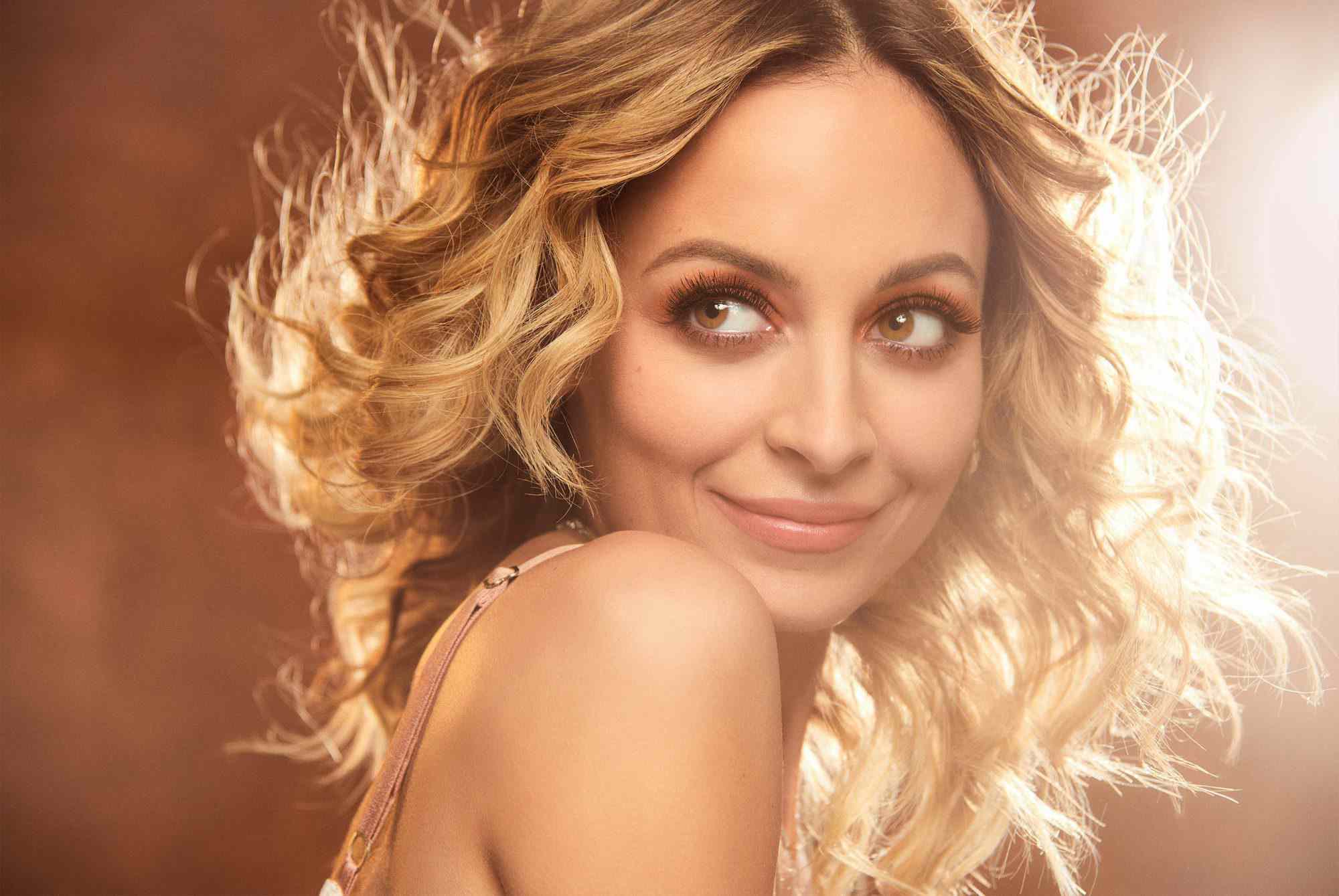 brandon sproul recommends naked nicole richie pic