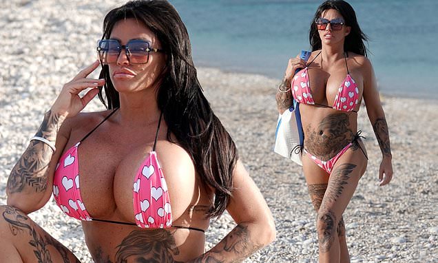 arnie lautt add nice tits at the beach photo