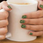 chelsea caraway recommends queensnake nails pic