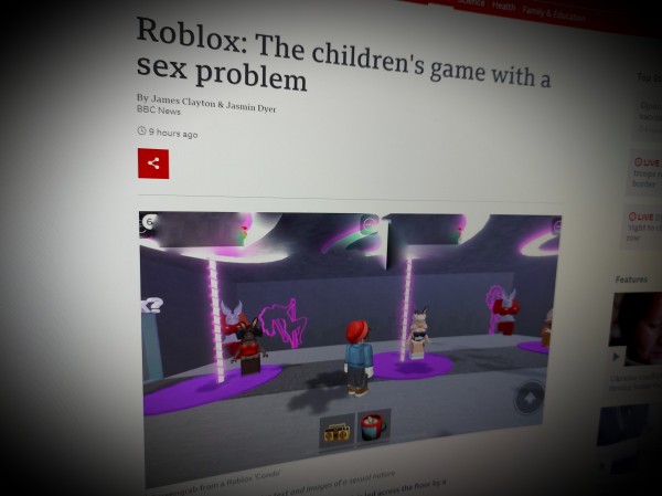 danny lettieri recommends roblox threesome pic