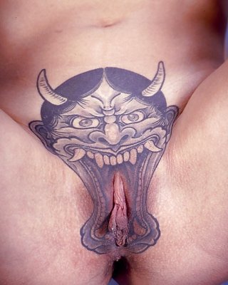 al gater recommends Tattoo Pussy Lips