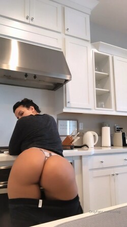 debbie maree share vida guerra leaked photos