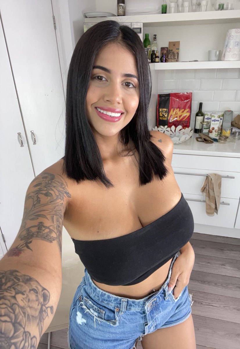 clara ellis onlyfans leaked