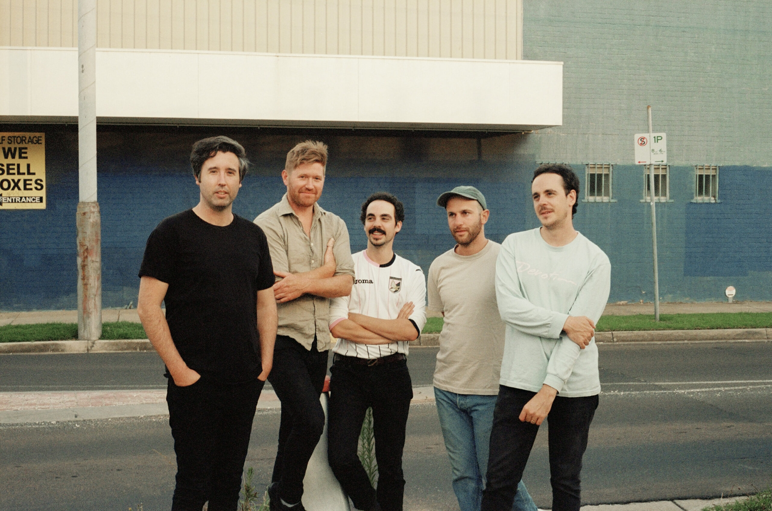 ROLLING BLACKOUTS COASTAL FEVER RELEASE NEW SINGLE ‘CARS IN SPACE’ WITH VIDEO