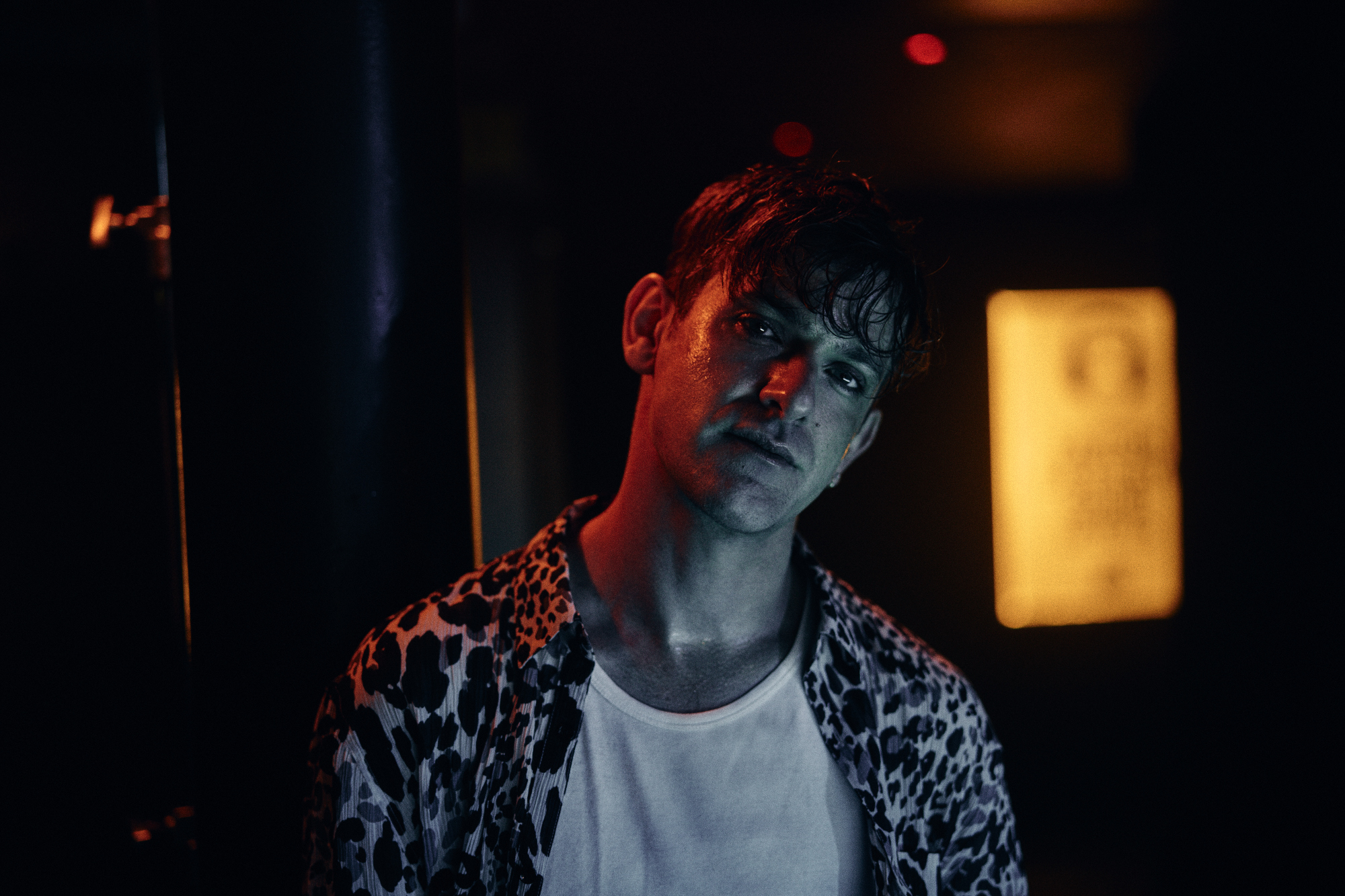 JOSEF SALVAT RELEASES NEW SINGLE ‘PAPER MOONS’ WITH VIDEO