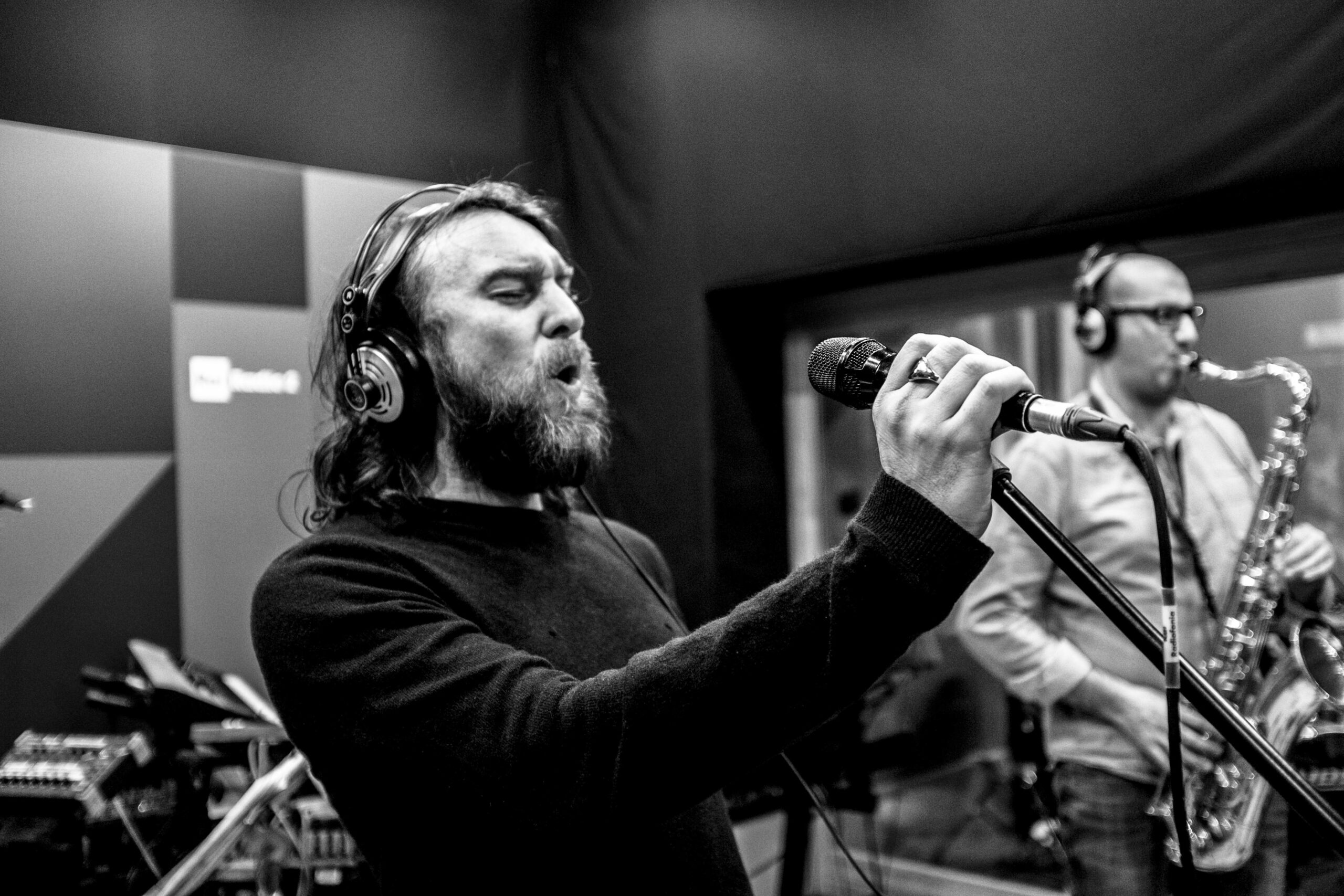 NIC CESTER CREATES UNIQUE GLOBAL ISO PERFORMANCE OF ‘HARD TIMES’