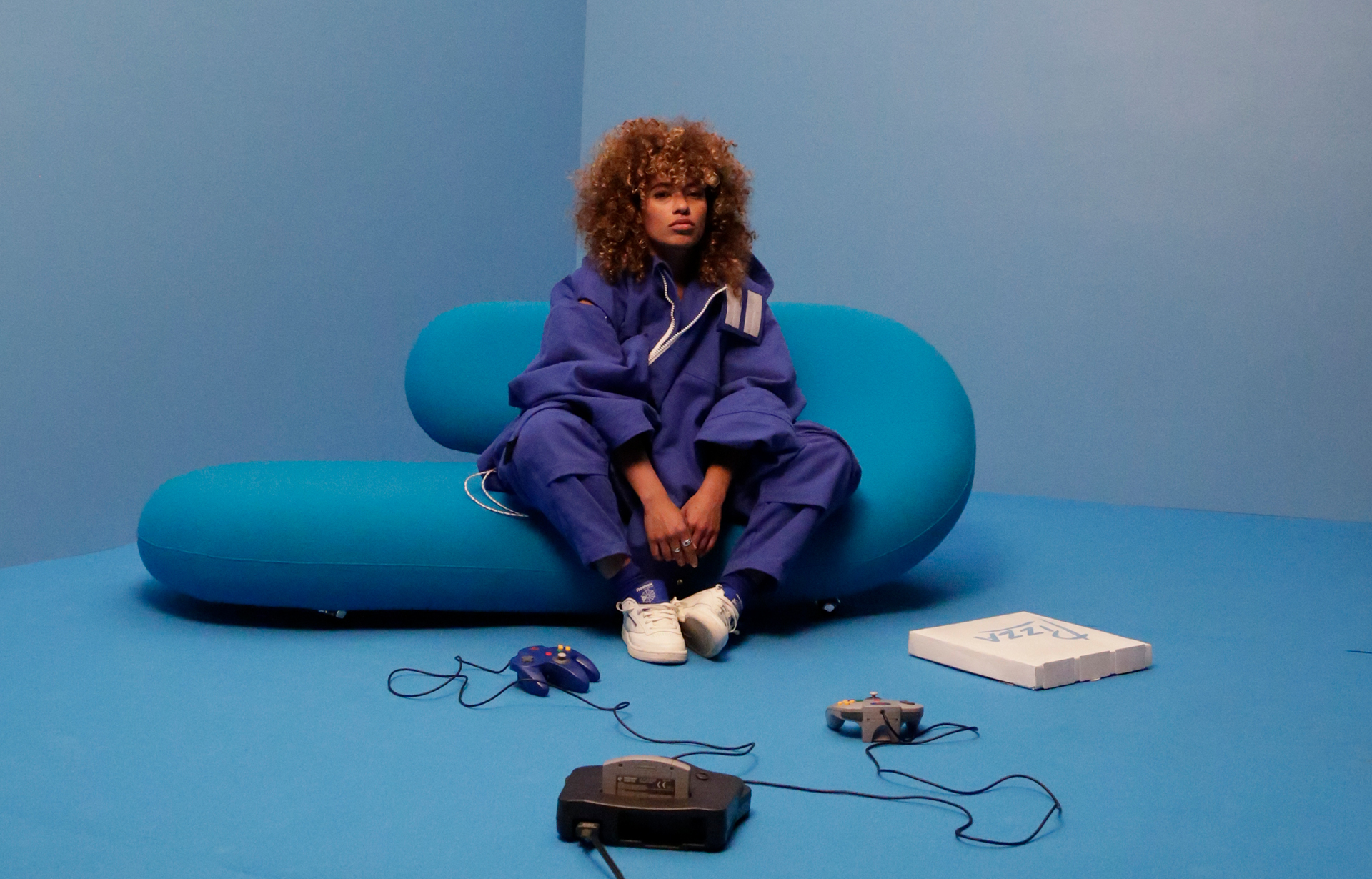 STARLEY UNVEILS COLOURFUL NEW VIDEO FOR ‘ONE OF ONE’