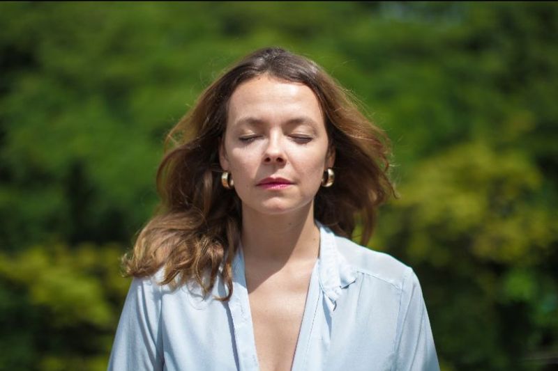 INTRODUCING FRENCH ARTIST LAURE BRIARD; NEW EP ‘EU VOO’ OUT FEB 19, 2021