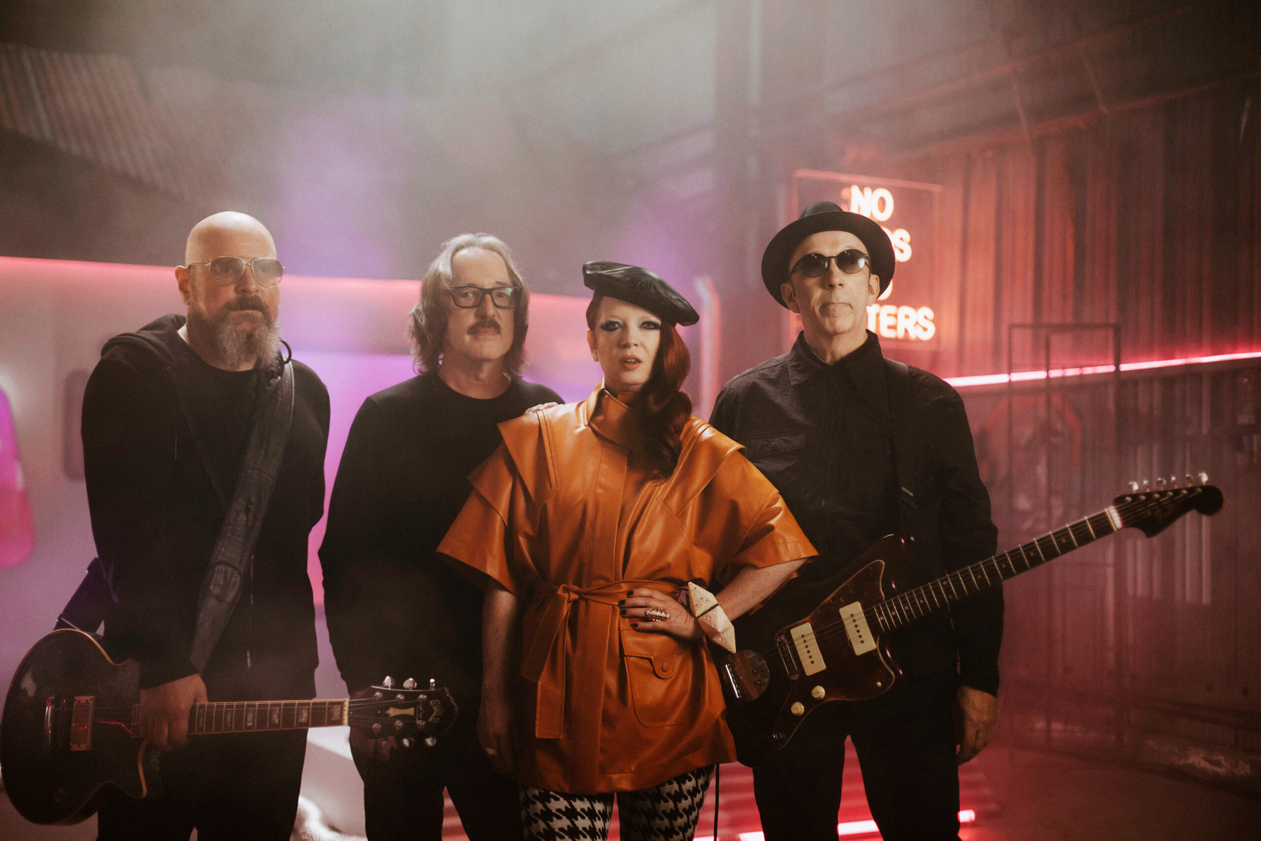 GARBAGE NEW ALBUM ‘NO GODS NO MASTERS’ IS OUT NOW