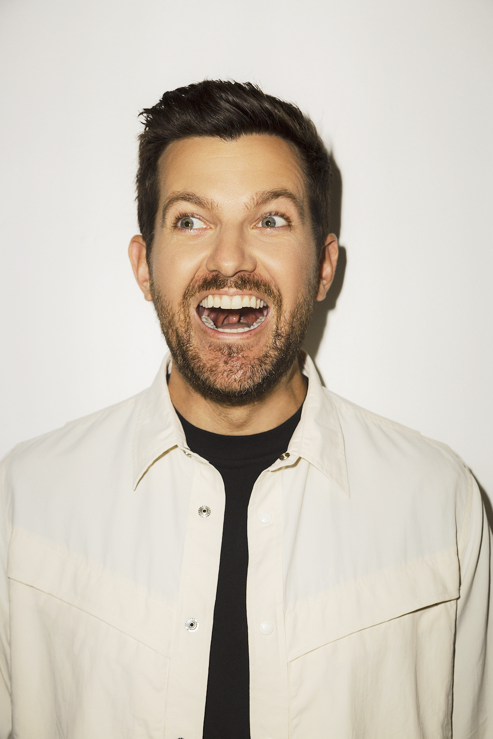 DILLON FRANCIS’ HOUSE ALBUM HAPPY MACHINE OUT OCTOBER 5 SHARES NEW TRACK AND VIDEO ‘REACHING OUT’ FEATURING BOW ANDERSON