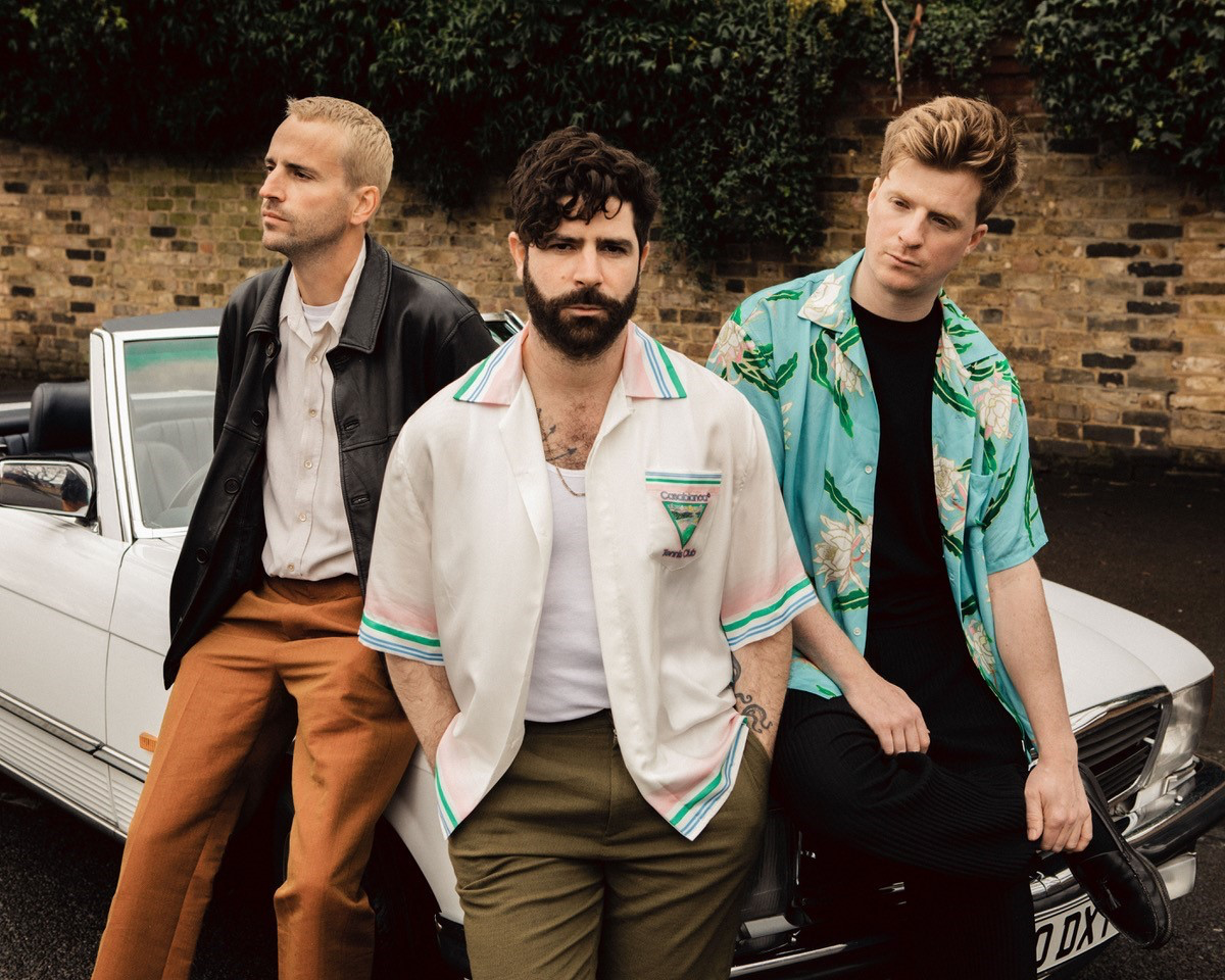 FOALS  SHARE THE NEW SINGLE “2001” FROM THE NEW ALBUM ‘LIFE IS YOURS’