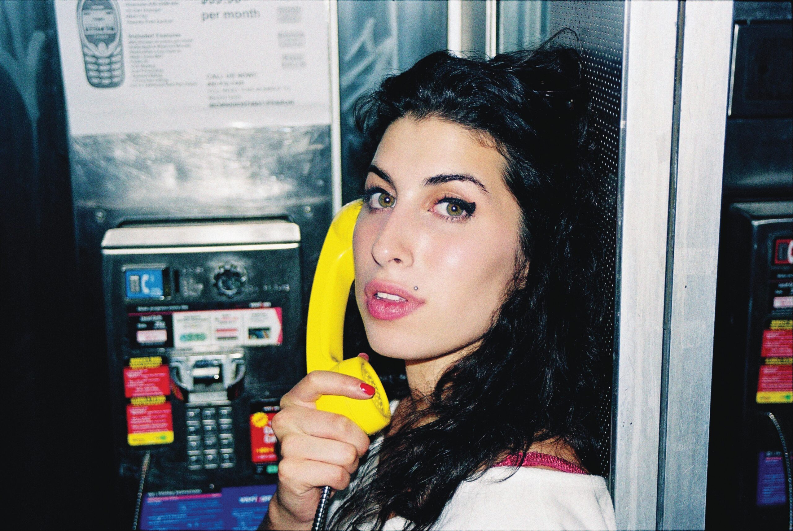 AMY WINEHOUSE EXHIBITION COMING TO AUSTRALIA