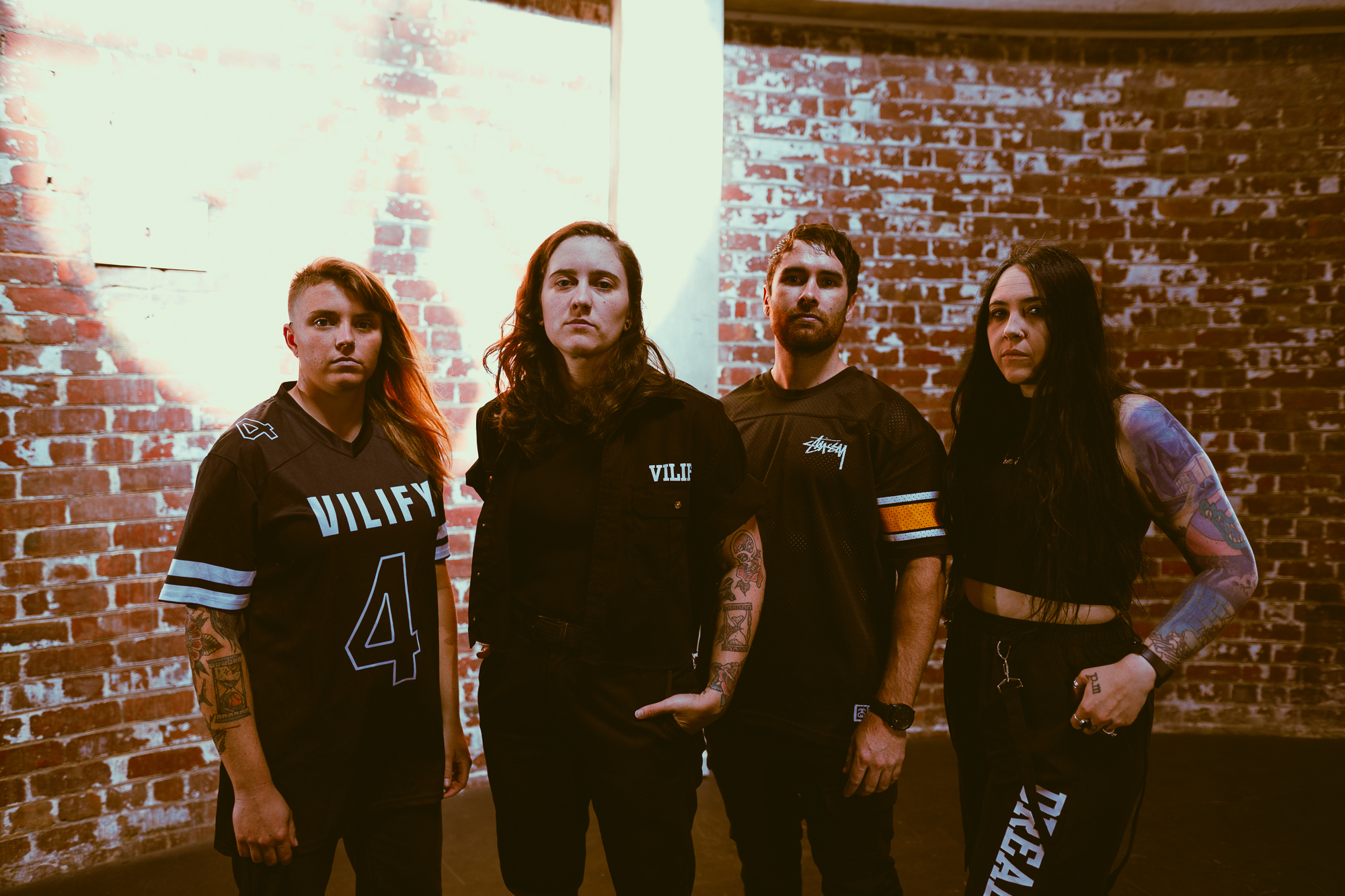VILIFY CALL OUT USERS ON GROOVING NEW SINGLE “SPLIT TONGUE”