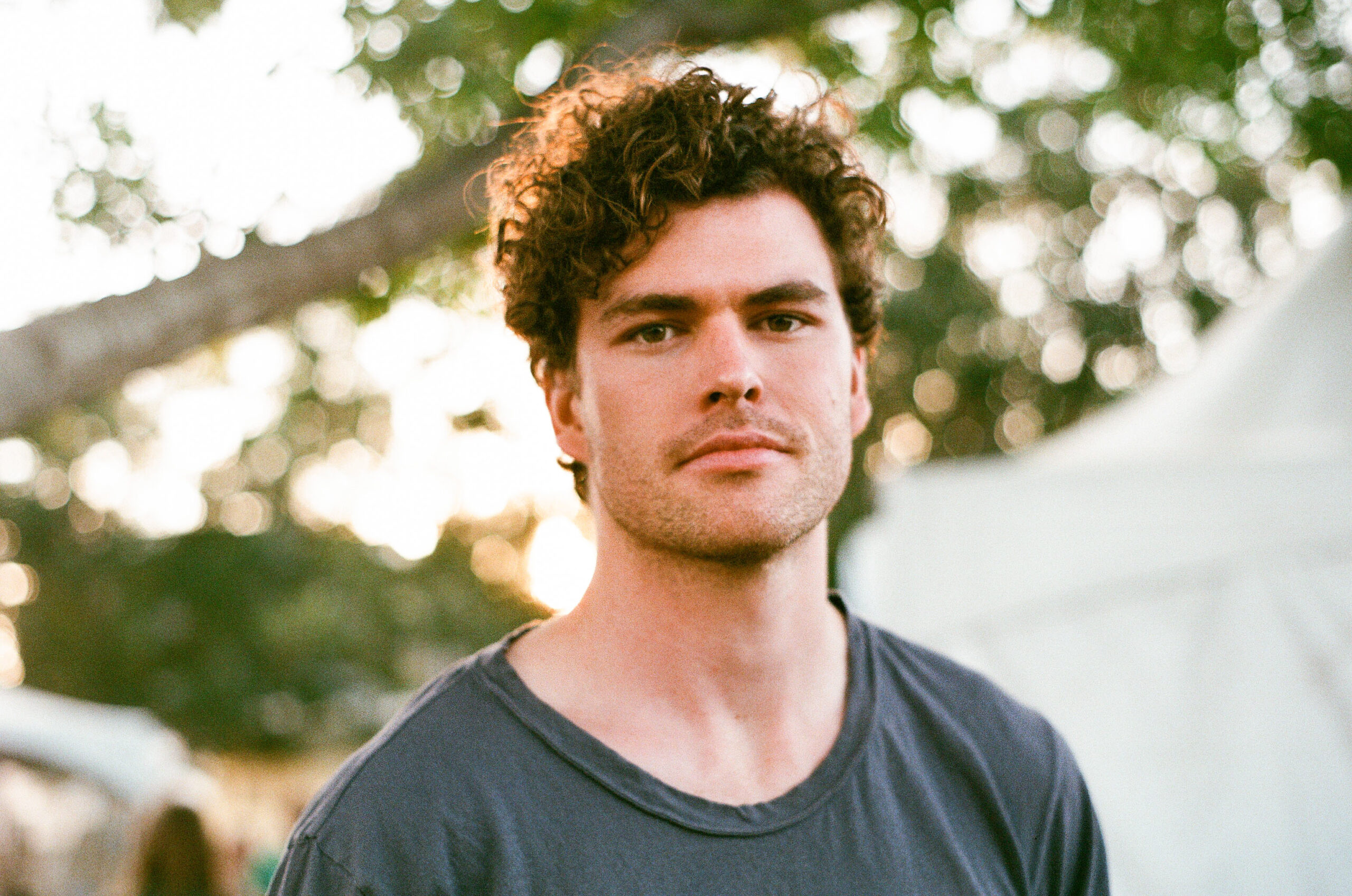Vance Joy Releases Video For ‘I’m With You’ + Announced As Main Support On PINK’s European Summer Tour