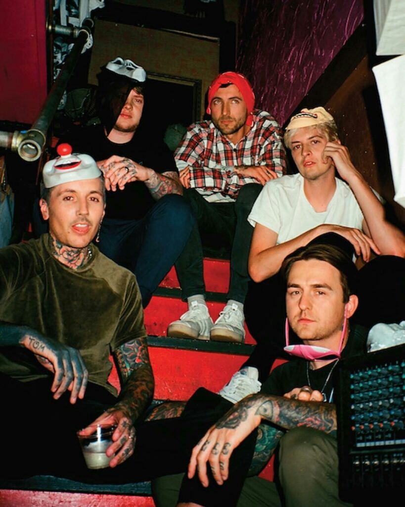 Bring Me The Horizon Release New Single/Video 'mother tongue' - Black ...